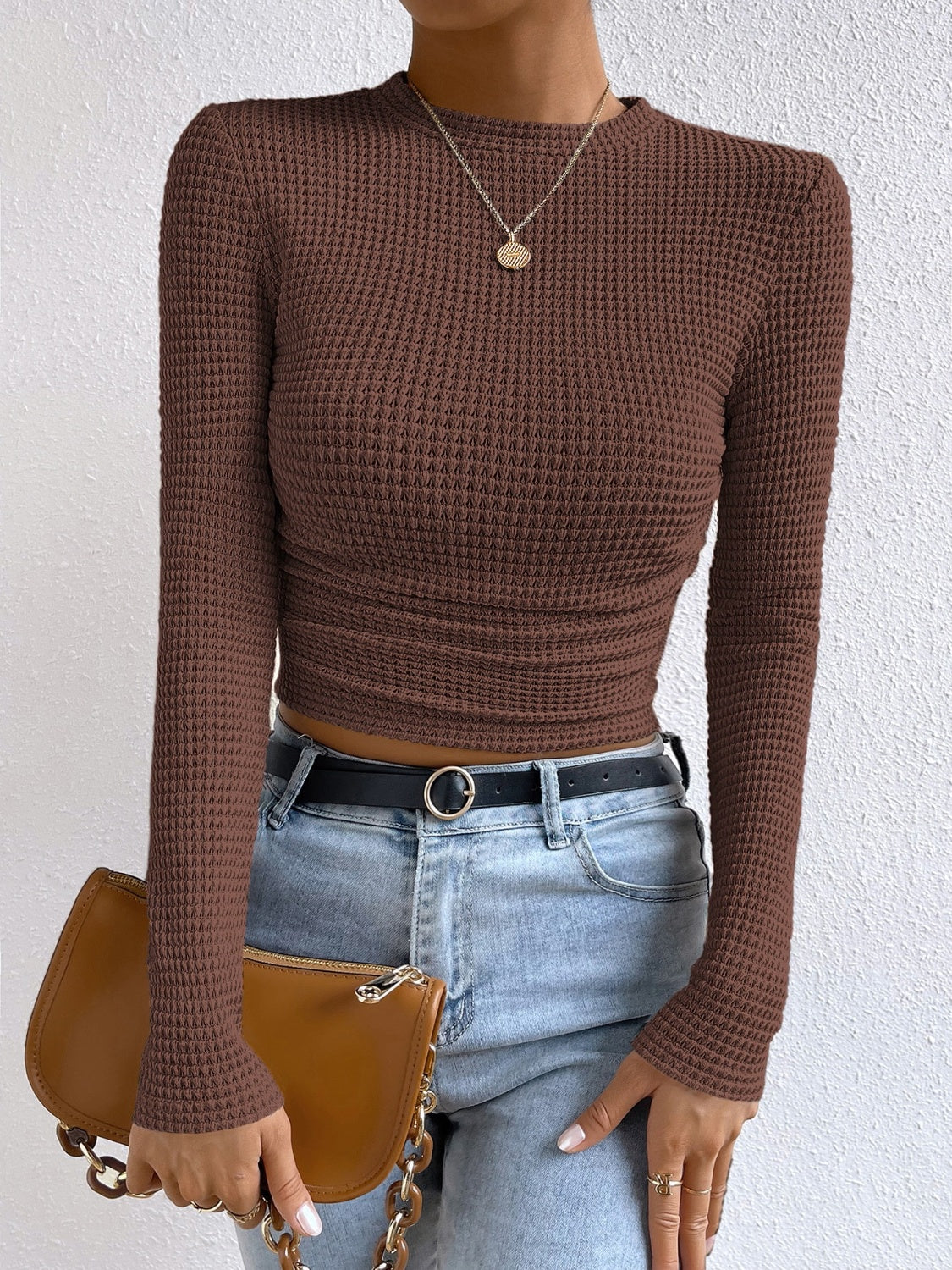 honey round neck long sleeve t-shirt